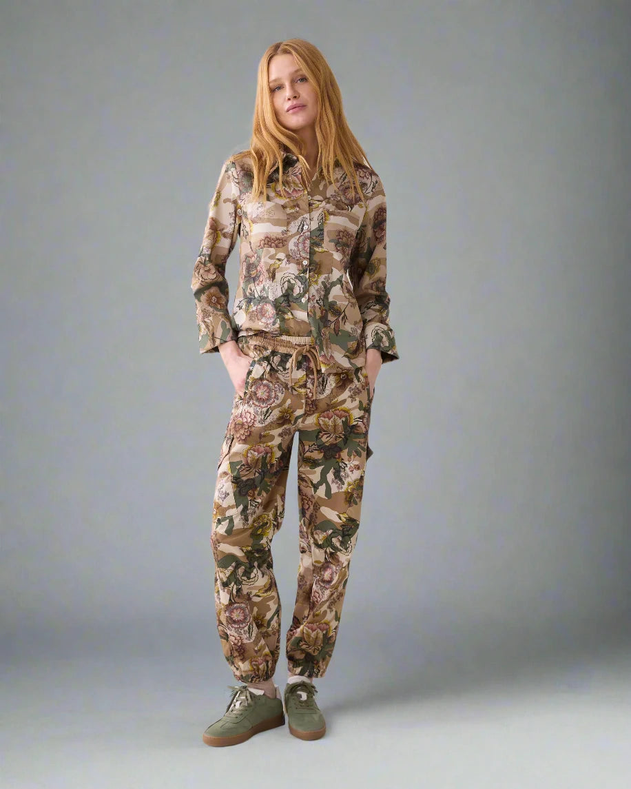 Summum Cammouflage and Floral Print Pants